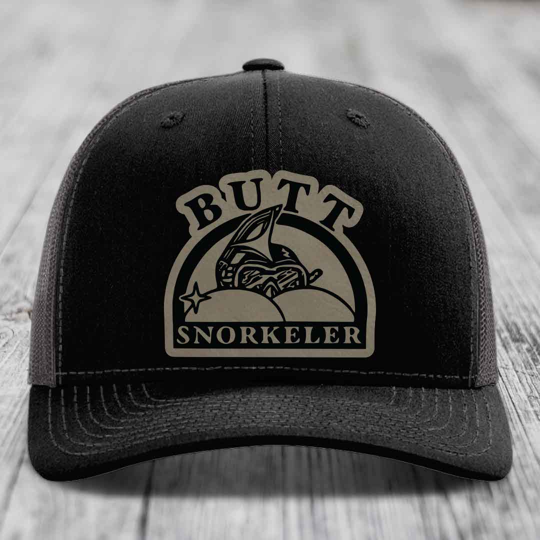 Black trucker hat with beige &