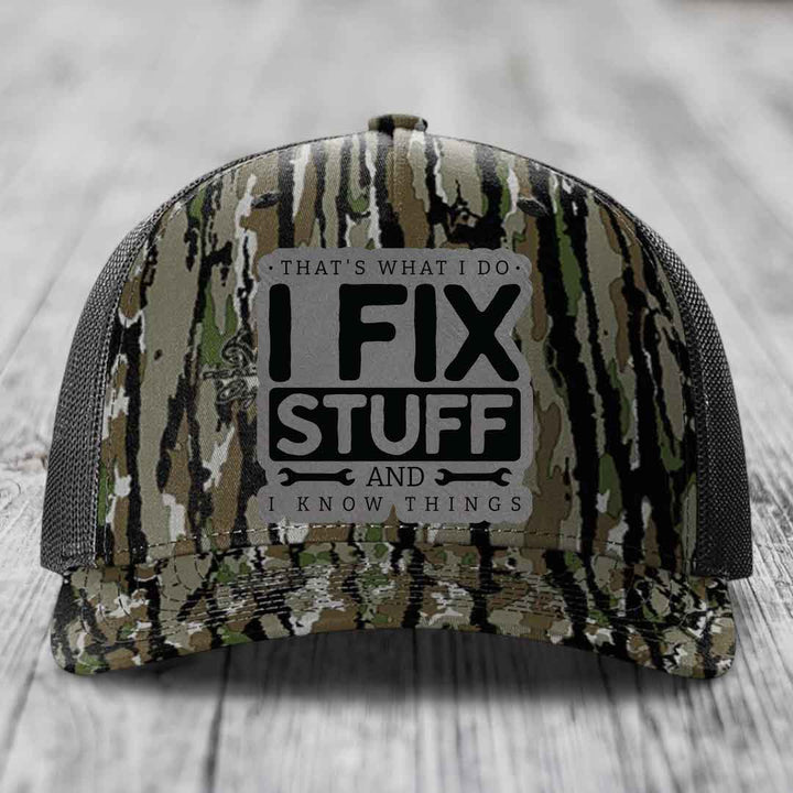 Thats What I Do, I Fix Stuff, And I Know Things - Leather Patch Hat - Grey to Black Patch - Richardson 112PFP Snapback Trucker Hat